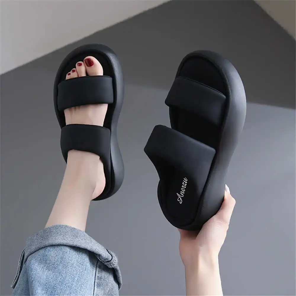 Size 39 Strips Summer Shoes Sa - Aquatic Sports Teams recension och pris